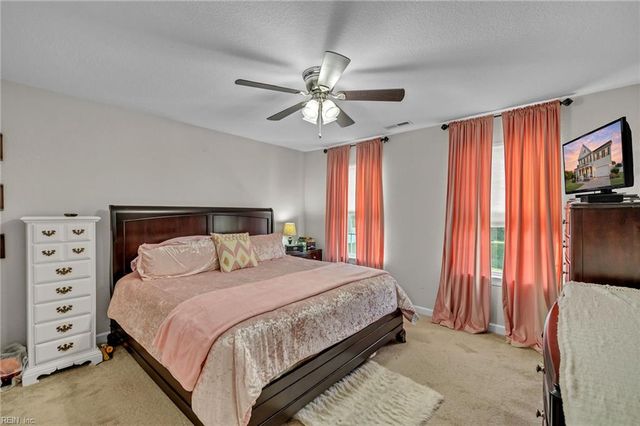 106 Bowman DR, Suffolk, VA 23434
