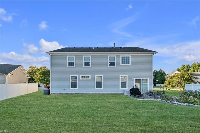 106 Bowman DR, Suffolk, VA 23434