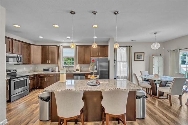 106 Bowman DR, Suffolk, VA 23434