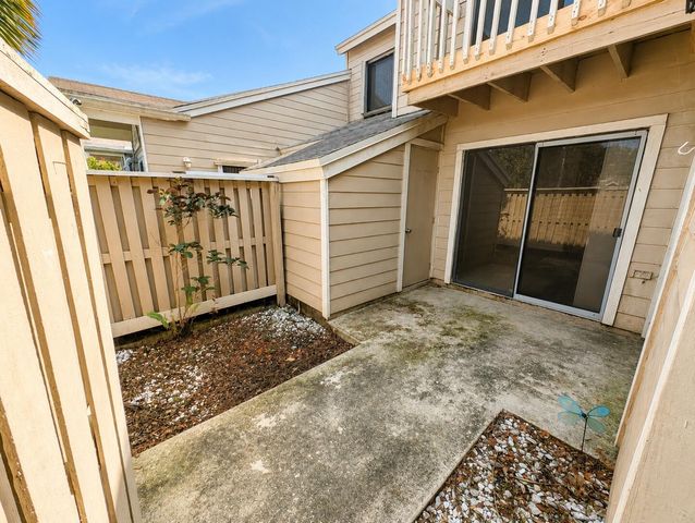 7111 Sportsmans Drive, North Lauderdale, FL 33068