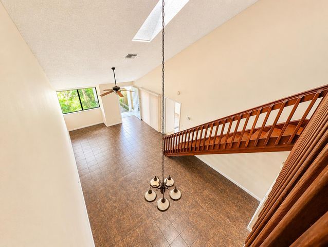 7111 Sportsmans Drive, North Lauderdale, FL 33068