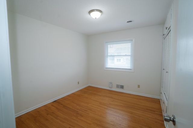 2230 Falcon Avenue, Saint Paul, MN 55119