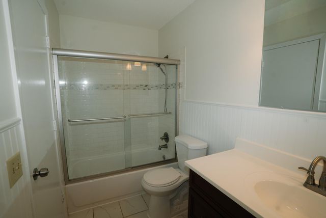 2230 Falcon Avenue, Saint Paul, MN 55119