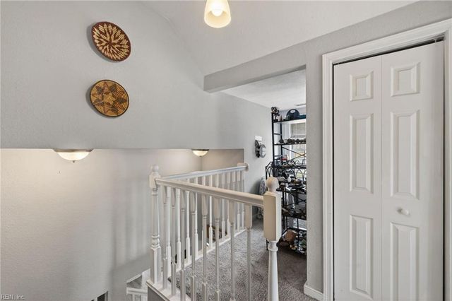 1530 Bainbridge BLVD, Chesapeake, VA 23324