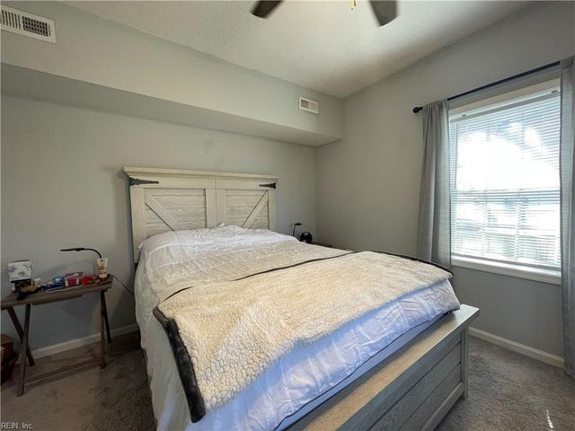 1530 Bainbridge BLVD, Chesapeake, VA 23324