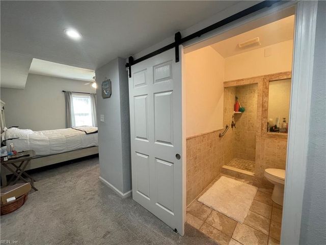 1530 Bainbridge BLVD, Chesapeake, VA 23324