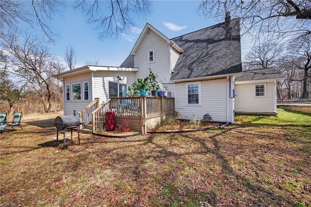 1530 Bainbridge BLVD, Chesapeake, VA 23324