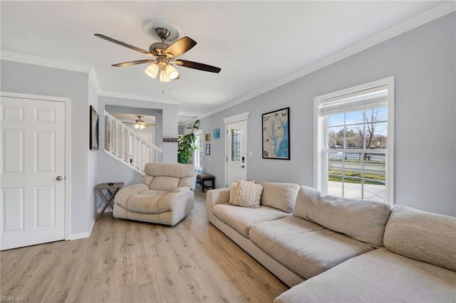 1530 Bainbridge BLVD, Chesapeake, VA 23324