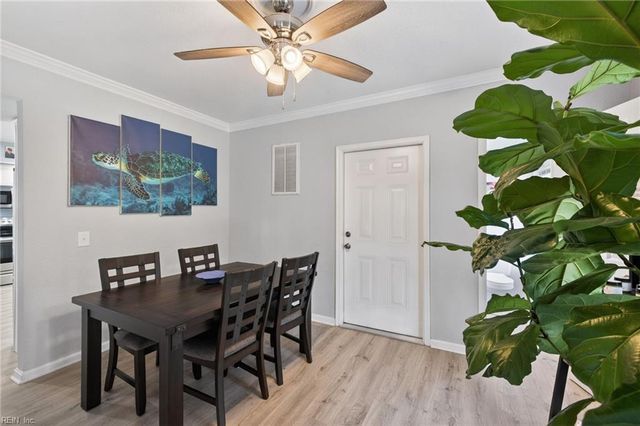 1530 Bainbridge BLVD, Chesapeake, VA 23324