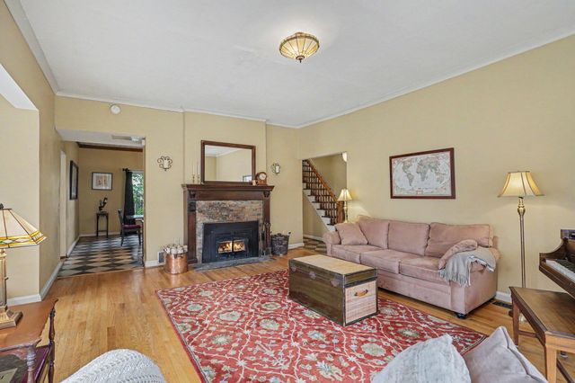 312 E 16th Street, Holland City, MI 49423