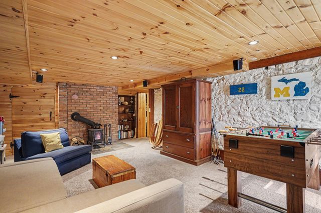 312 E 16th Street, Holland City, MI 49423