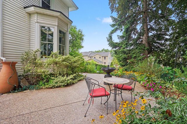 312 E 16th Street, Holland City, MI 49423