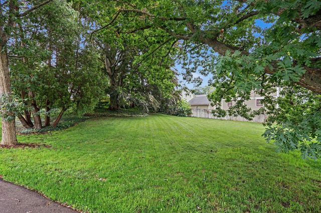 312 E 16th Street, Holland City, MI 49423