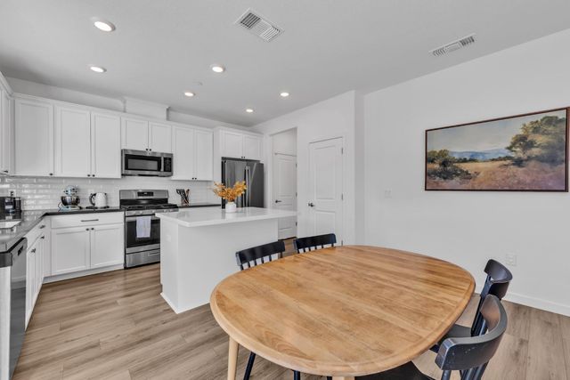 4782 Cantrell Dr, Folsom, CA 95630