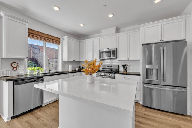 4782 Cantrell Dr, Folsom, CA 95630