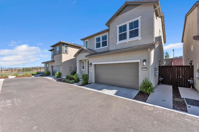 4782 Cantrell Dr, Folsom, CA 95630