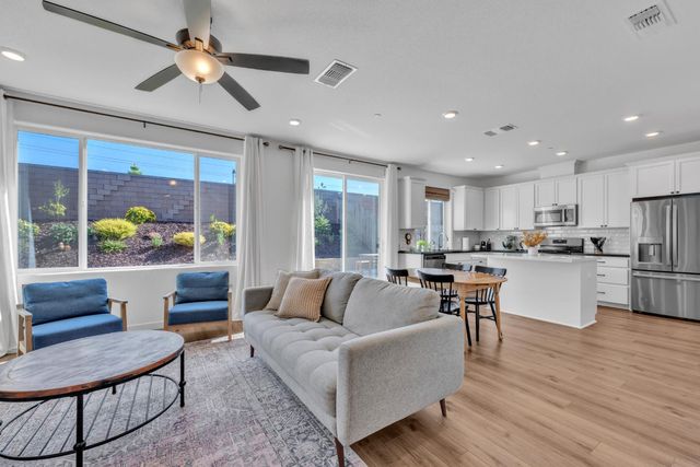 4782 Cantrell Dr, Folsom, CA 95630