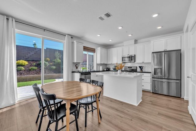 4782 Cantrell Dr, Folsom, CA 95630