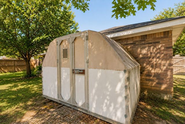 3509 Mistletoe Lane, Rowlett, TX 75088