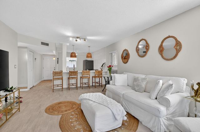 250 NE 20th Street 1180, Boca Raton, FL 33431