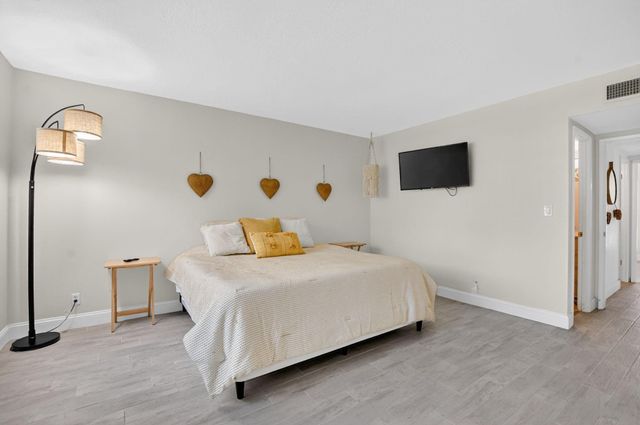 250 NE 20th Street 1180, Boca Raton, FL 33431