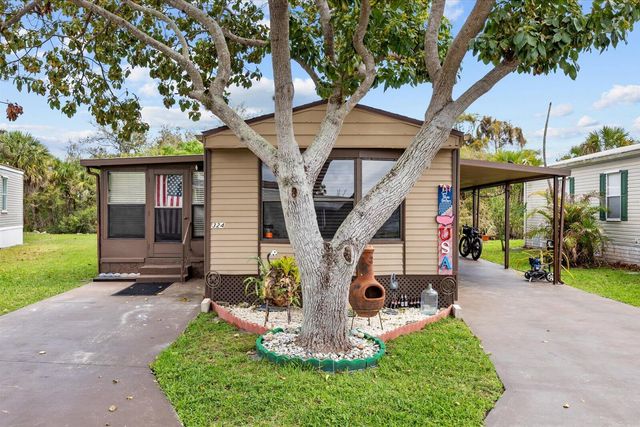 324 Mockingbird Avenue, Fort Pierce, FL 34982