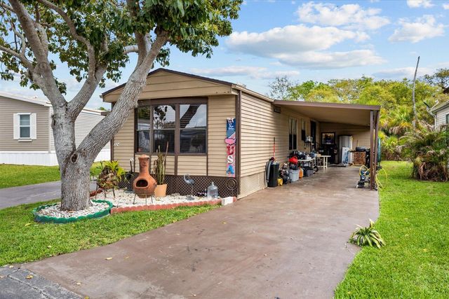 324 Mockingbird Avenue, Fort Pierce, FL 34982