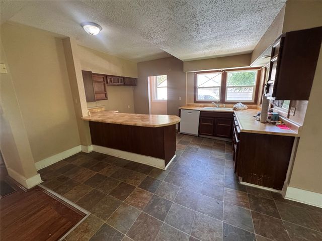 3923 8th Street, Des Moines, IA 50313