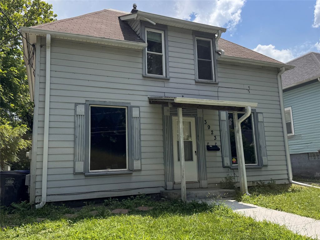 3923 8th Street, Des Moines, IA 50313