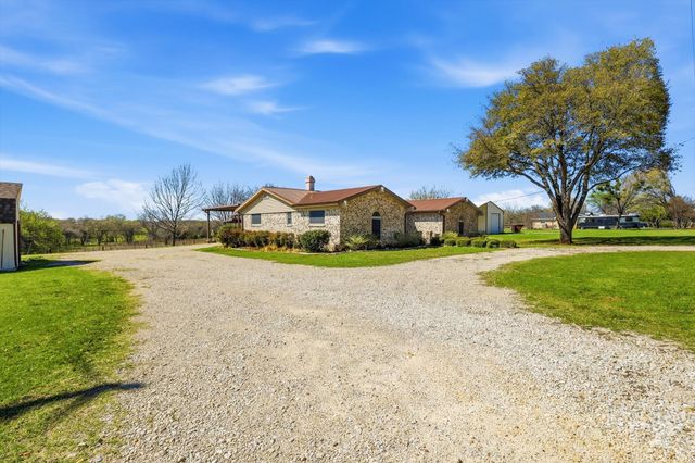 213 County Road 805a, Keene, TX 76031