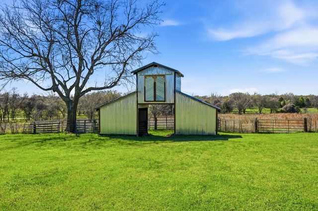 213 County Road 805a, Keene, TX 76031