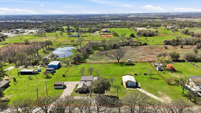 213 County Road 805a, Keene, TX 76031