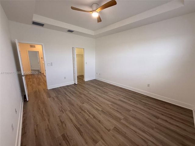 9117 NW 159th St, Miami Lakes, FL 33018