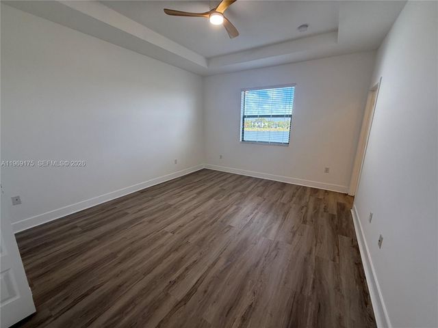 9117 NW 159th St, Miami Lakes, FL 33018