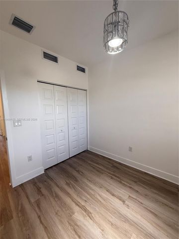 9117 NW 159th St, Miami Lakes, FL 33018