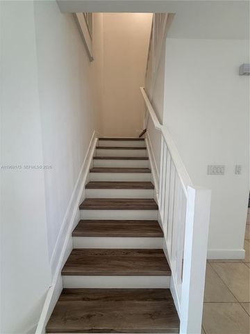 9117 NW 159th St, Miami Lakes, FL 33018