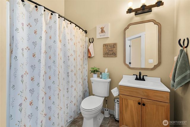 19205 212th Street E, Orting, WA 98360