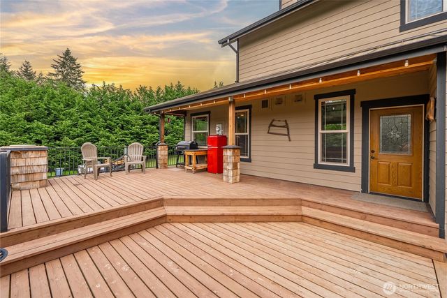 19205 212th Street E, Orting, WA 98360