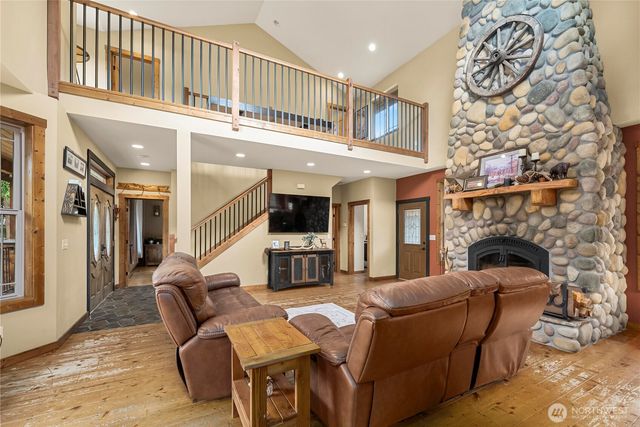 19205 212th Street E, Orting, WA 98360