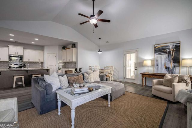 284 Meeler Circle, Bogart, GA 30622