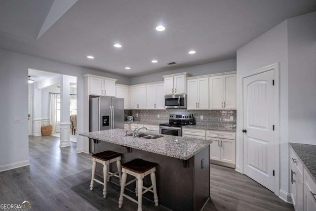 284 Meeler Circle, Bogart, GA 30622