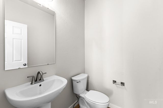 13692 Judson St, Caldwell, ID 83607