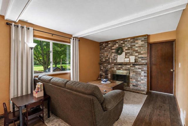 114 Gordon COURT, Mukwonago, WI 53149