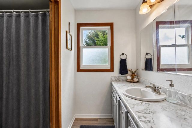 114 Gordon COURT, Mukwonago, WI 53149