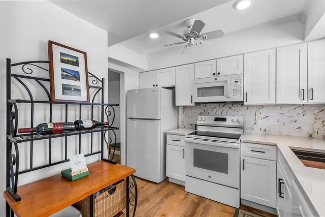 18081 SE Country Club Drive 16-159, Jupiter, FL 33469