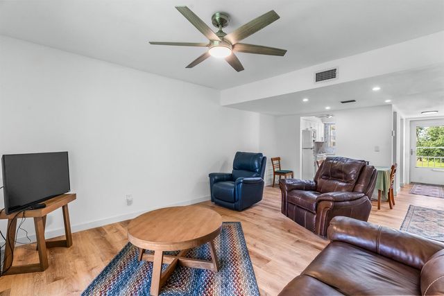 18081 SE Country Club Drive 16-159, Jupiter, FL 33469