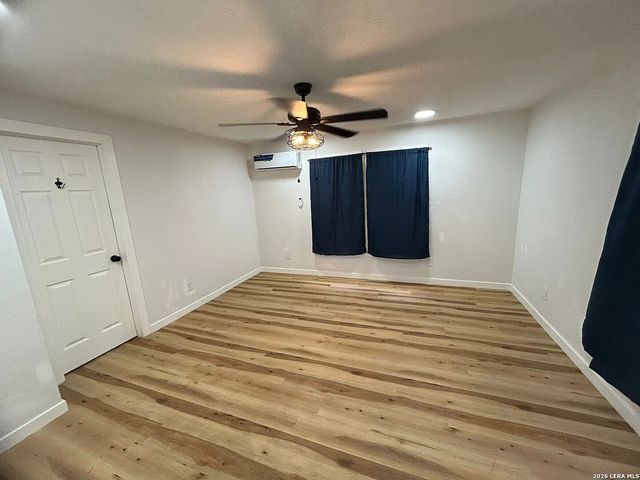 231 Gabriel, San Antonio, TX 78202
