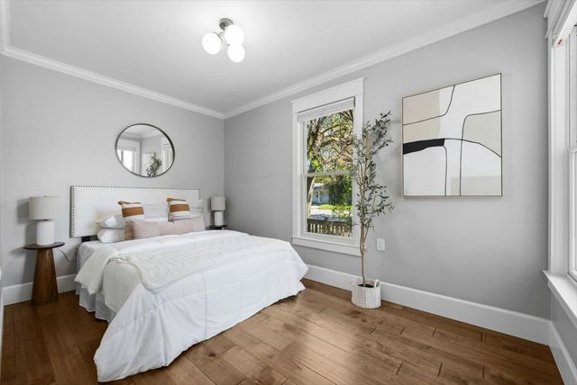 1121 4th St, Davis, CA 95616