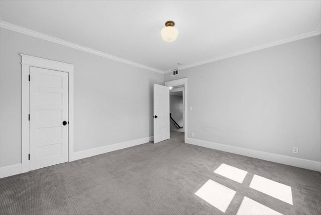 1121 4th St, Davis, CA 95616