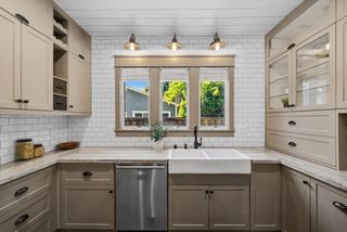 1121 4th St, Davis, CA 95616